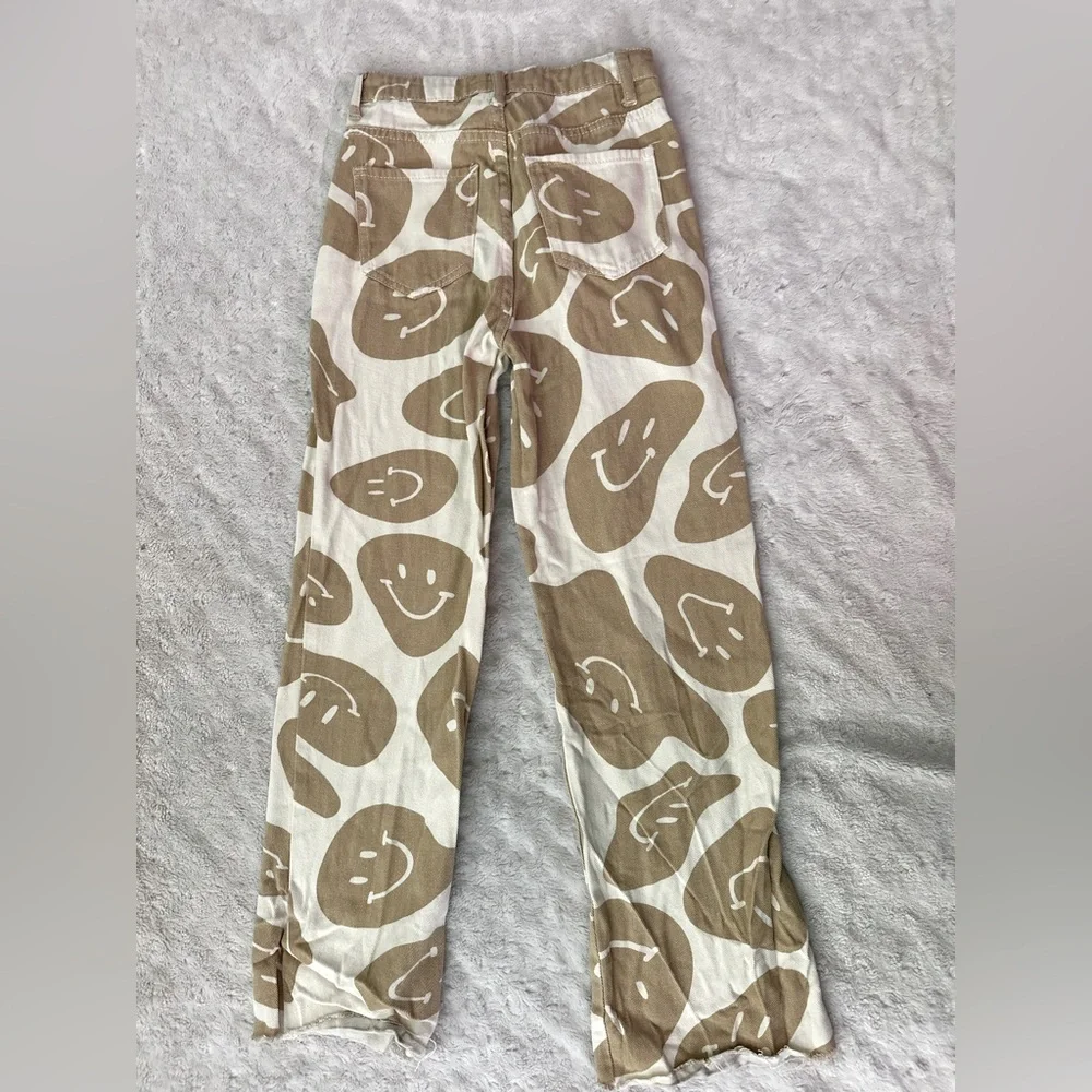 BAILEY ROSE High Rise Smiley Face Jean - Picture 4 of 12